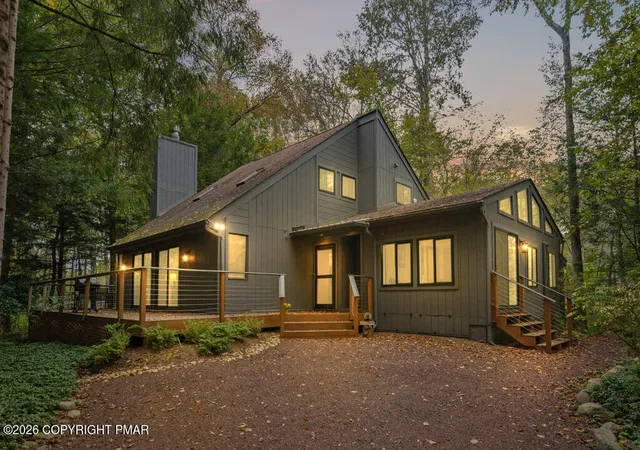 Photo 2 of Single family home for sale at 2228 White Oak Trl, Pocono Pines, PA 18350 | MLS# PM-145384 | Listing updated on 2026-10-12