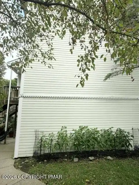 Listing Photo 2 - Condo for sale in 110 Parish Park located at 110 Parish Park, East Stroudsburg, PA 18301 - Unit #15