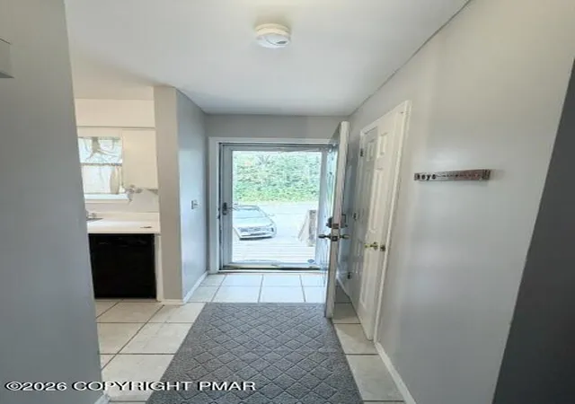 Listing Photo 5 - Condo for sale in building located at 110 Parish Park, East Stroudsburg, PA 18301 - Unit #15