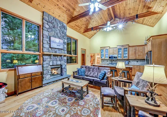 Photo 4 of Single family home for sale at 1111 Bear Trak Trl, Pocono Pines, PA 18350 | MLS# PM-145262 | Listing updated on 2026-10-03