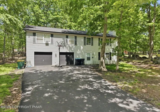 Photo 2 of Single family home for sale at 1709 Winona Ter, East Stroudsburg, PA 18301 | MLS# PM-145209 | Listing updated on 2026-10-09