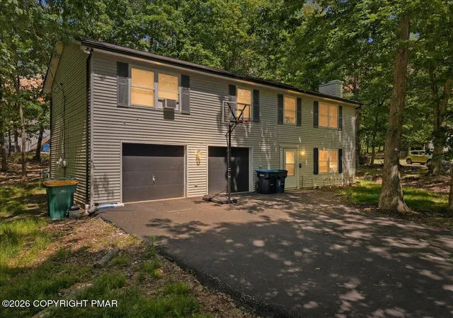 Photo 3 of Single family home for sale at 1709 Winona Ter, East Stroudsburg, PA 18301 | MLS# PM-145209 | Listing updated on 2026-10-09