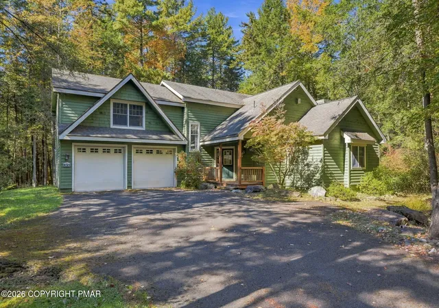 Photo 2 of Single family home for sale at 372 Brookside Dr, Pocono Pines, PA 18350 | MLS# PM-145433 | Listing updated on 2026-10-14