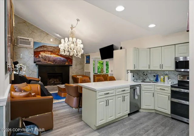 Photo 2 of Single family home for sale at 3130 Delaware Cir, Bushkill, PA 18324 | MLS# PM-145223 | Listing updated on 2026-10-07