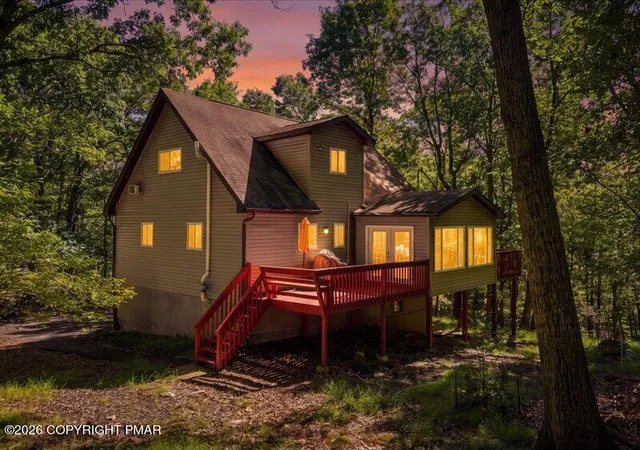 Photo 2 of Single family home for sale at 467 Lakeside Dr, East Stroudsburg, PA 18301 | MLS# PM-145229 | Listing updated on 2026-10-20