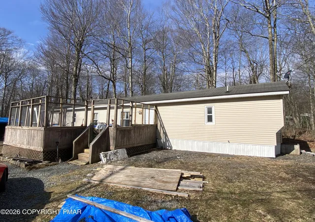 Photo 2 of Manufactured home for sale at 26 Smoke Signal Path, Gouldsboro, PA 18424 | MLS# PM-145241 | Listing updated on 2026-10-02