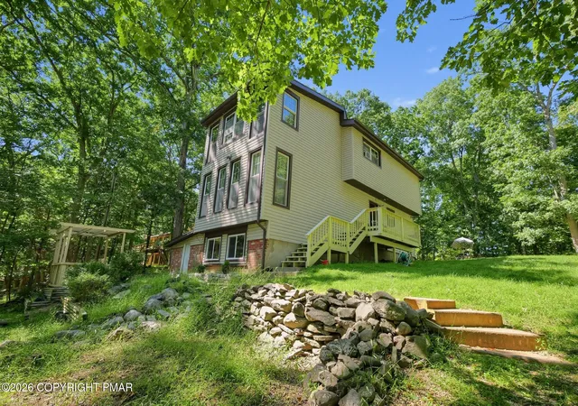 Photo 1 of Single family home for sale at 3511 Acorn Cir, East Stroudsburg, PA 18302 | MLS# PM-145289 | Listing updated on 2026-10-07
