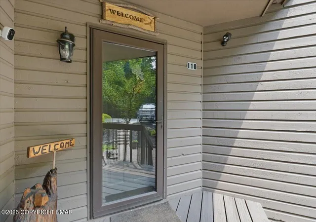 Photo 3 of Sale Pending at 110 Woodmont Cir, Greentown, PA 18426 | MLS# PM-145269 | Listing updated on 2026-10-16