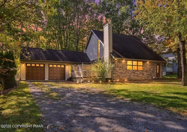 Single family home for sale at 28 Heath Ln, Mount Pocono, PA 18344 | MLS# PM-145448