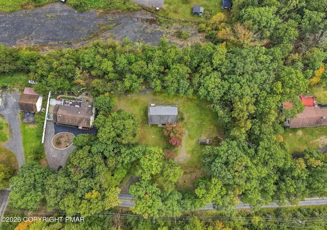 Photo 2 of Sale Pending at 84 Lower Lakeview Dr, East Stroudsburg, PA 18302 | MLS# PM-145372 | Listing updated on 2026-10-19