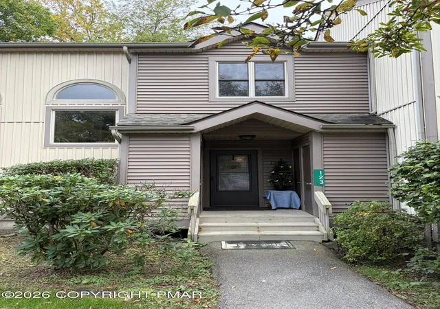 Photo 2 of Townhouse for sale at 123 Northslope Ii Rd, East Stroudsburg, PA 18302 | MLS# PM-145324 | Listing updated on 2026-10-20