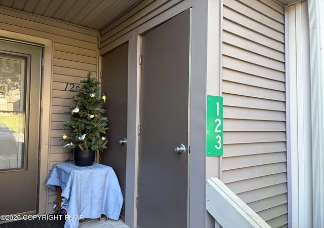 Photo 33 of Townhouse for sale at 123 Northslope Ii Rd, East Stroudsburg, PA 18302 | MLS# PM-145324 | Listing updated on 2026-10-20