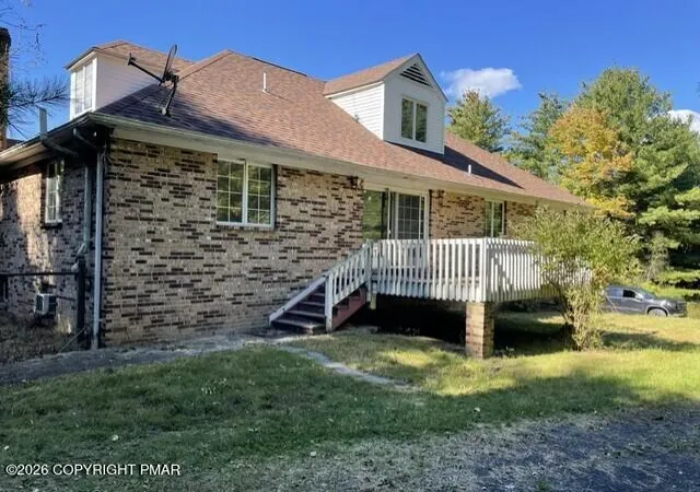 Photo 3 of Single family home for sale at 2507 Valley View Acres Rd, Stroudsburg, PA 18360 | MLS# PM-145328 | Listing updated on 2026-10-05