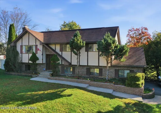 Photo 1 of Single family home for sale at 1112 Scott St, Brodheadsville, PA 18322 | MLS# PM-145634 | Listing updated on 2026-10-21