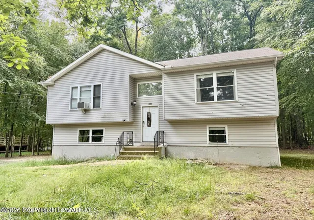 Photo 2 of Single family home for sale at 116 Noble Ln, East Stroudsburg, PA 18301 | MLS# PM-145334 | Listing updated on 2026-10-19