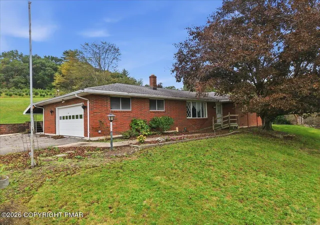Single family home for sale at 183 Hemlock Dr, Lehighton, PA 18235 | MLS# PM-145519