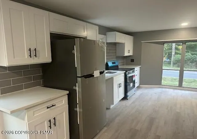 Photo 3 of Manufactured home for sale at 4 Cherry Tree Ln, Effort, PA 18330 | MLS# PM-145349 | Listing updated on 2026-10-07