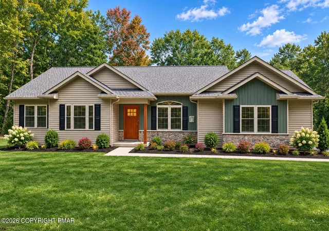 Photo 1 of Single family home for sale at 120 Ozark Dr, Effort, PA 18330 | MLS# PM-145596 | Listing updated on 2026-10-14