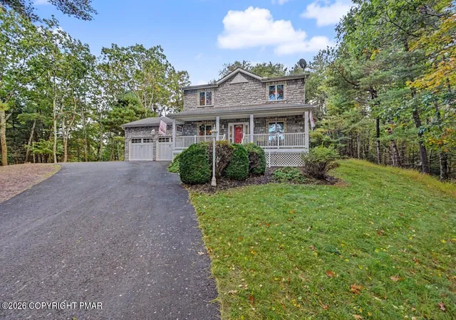 Photo 3 of Single family home for sale at 212 Fairfield Dr, Brodheadsville, PA 18322 | MLS# PM-145577 | Listing updated on 2026-10-12