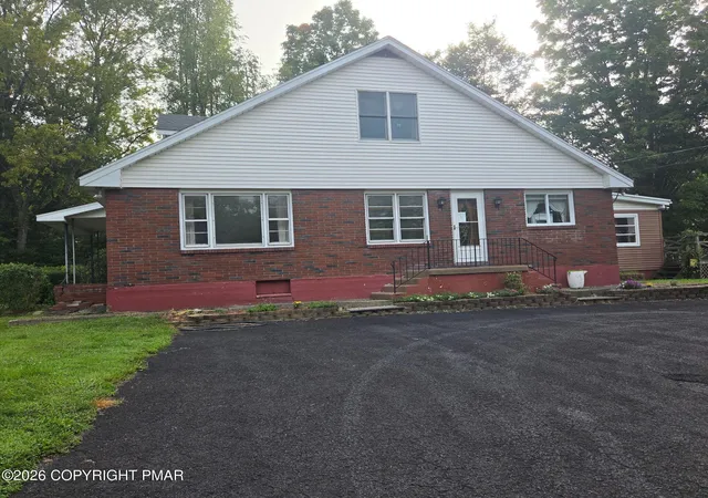 Photo 3 of Single family home for sale at 2115 W Main St, Stroudsburg, PA 18360 | MLS# PM-145676 | Listing updated on 2026-10-21