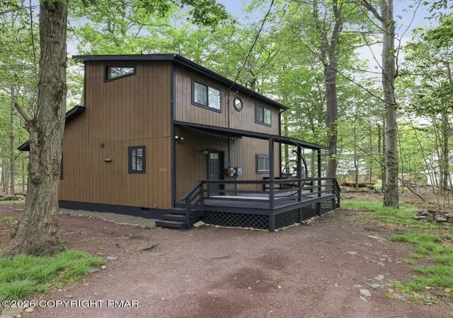 Photo 1 of Single family home for sale at 2946 Vera Ct, Tobyhanna, PA 18466 | MLS# PM-145516 | Listing updated on 2026-10-10
