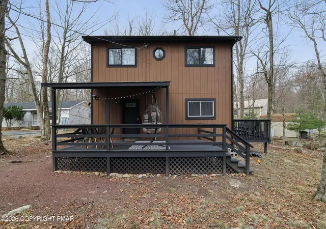 Photo 3 of Single family home for sale at 2946 Vera Ct, Tobyhanna, PA 18466 | MLS# PM-145516 | Listing updated on 2026-10-10
