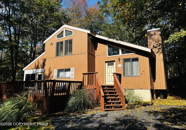 Photo 1 of Single family home for sale at 98 S Lehigh River Dr, Gouldsboro, PA 18424 | MLS# PM-145397 | Listing updated on 2026-10-07
