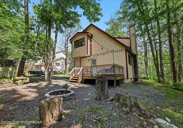 Photo 4 of Single family home for sale at 456 Maxatawny Dr, Pocono Lake, PA 18347 | MLS# PM-145421 | Listing updated on 2026-10-19