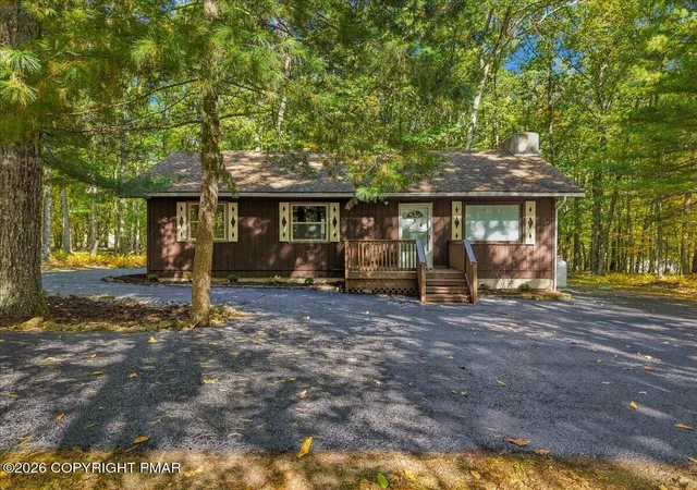 Photo 1 of Single family home for sale at 111 Forest View Dr, Hawley, PA 18428 | MLS# PM-145462 | Listing updated on 2026-10-09