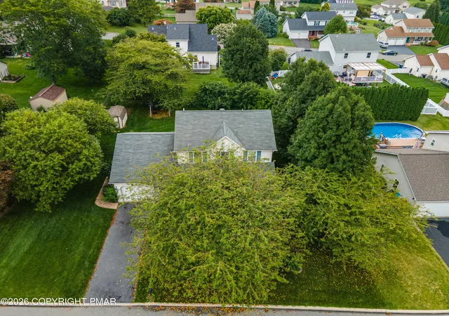 Photo 2 of Single family home for sale at 221 Jubilee Dr, Easton, PA 18040 | MLS# PM-145439 | Listing updated on 2026-10-22