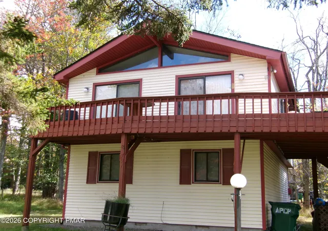 Photo 3 of Single family home for sale at 1482 Waterfront Dr, Tobyhanna, PA 18466 | MLS# PM-145476 | Listing updated on 2026-10-13