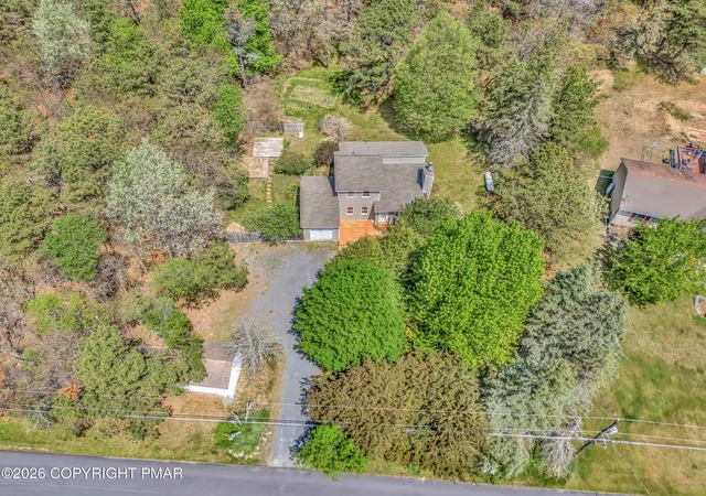 Photo 3 of Single family home for sale at 405 Skyline Dr, Blakeslee, PA 18610 | MLS# PM-145450 | Listing updated on 2026-10-12