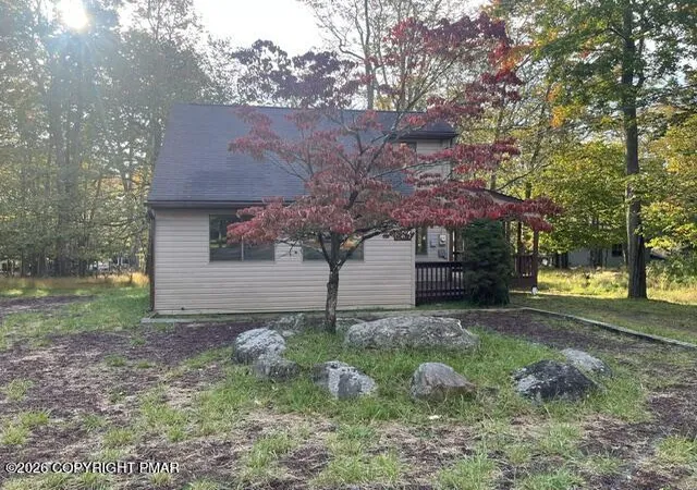 Photo 1 of Single family home for sale at 519 Country Pl Dr, Tobyhanna, PA 18466 | MLS# PM-145699 | Listing updated on 2026-10-16