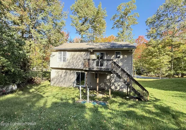 Photo 4 of Single family home for sale at 1661 Cotswold Rd, Tobyhanna, PA 18466 | MLS# PM-145621 | Listing updated on 2026-10-13