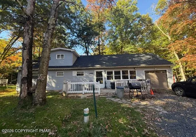 Photo 1 of Single family home for sale at 113 Lenape Trl, Albrightsville, PA 18210 | MLS# PM-145502 | Listing updated on 2026-10-29