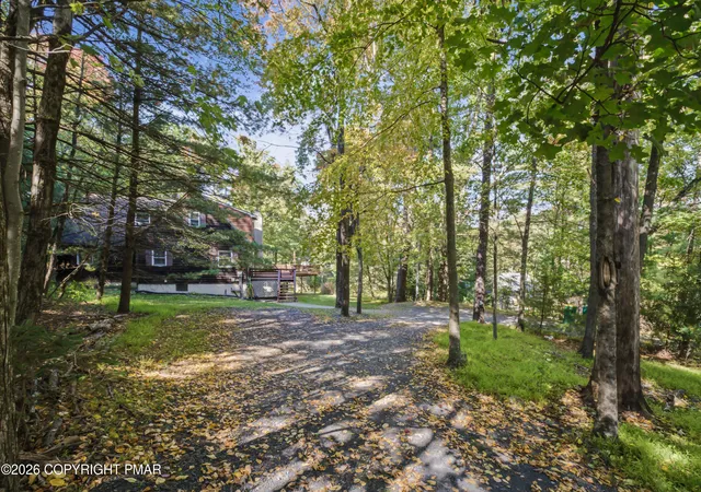 Photo 3 of Single family home for sale at 7146 Moss Dr, Swiftwater, PA 18370 | MLS# PM-145515 | Listing updated on 2026-10-10