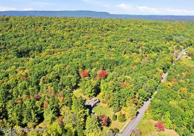 Photo 2 of Single family home for sale at 1437 Twin Pine Rd, Stroudsburg, PA 18360 | MLS# PM-145584 | Listing updated on 2026-10-13