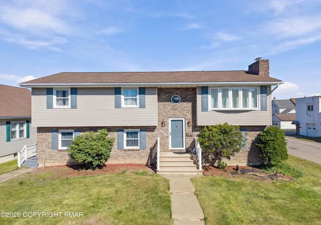 Photo 2 of Single family home for sale at 359 Kiefer Ave, Hazleton, PA 18201 | MLS# PM-145535 | Listing updated on 2026-10-11
