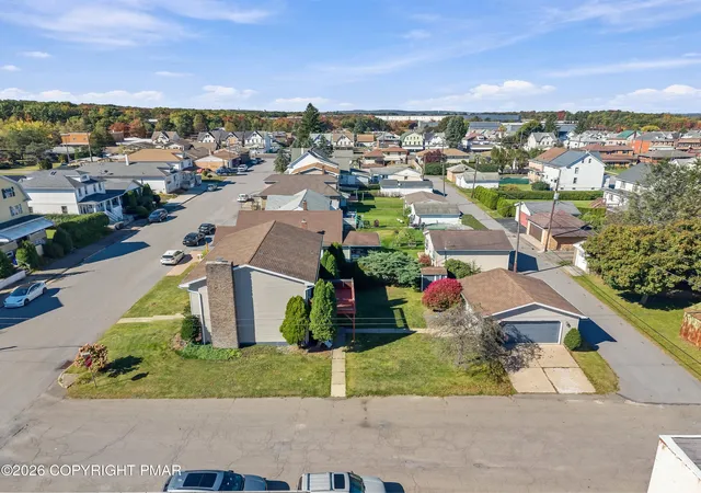Photo 3 of Single family home for sale at 359 Kiefer Ave, Hazleton, PA 18201 | MLS# PM-145535 | Listing updated on 2026-10-11