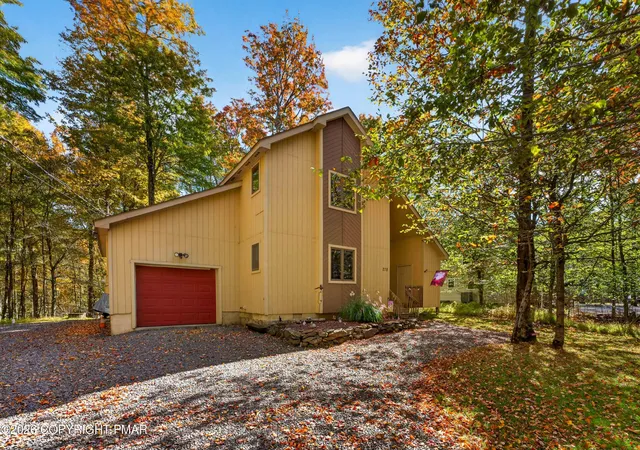 Photo 1 of Single family home for sale at 278 White Pine Dr, Pocono Lake, PA 18347 | MLS# PM-145530 | Listing updated on 2026-10-12