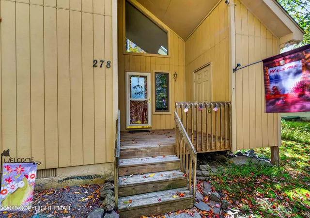 Photo 4 of Single family home for sale at 278 White Pine Dr, Pocono Lake, PA 18347 | MLS# PM-145530 | Listing updated on 2026-10-12