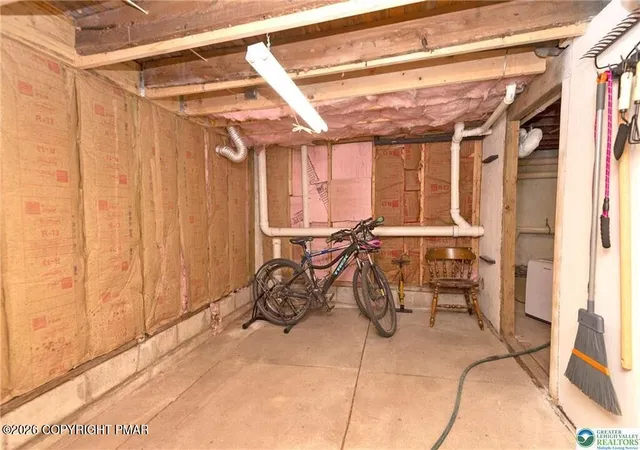 Photo 55 of Single family home for sale at 527 Delaware Ave, Mount Bethel, PA 18343 | MLS# PM-145559 | Listing updated on 2026-10-12