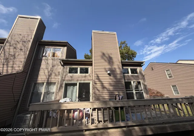 Photo 3 of Sale Pending at 295 Northslope Ii Rd, East Stroudsburg, PA 18302 | MLS# PM-145610 | Listing updated on 2026-10-19