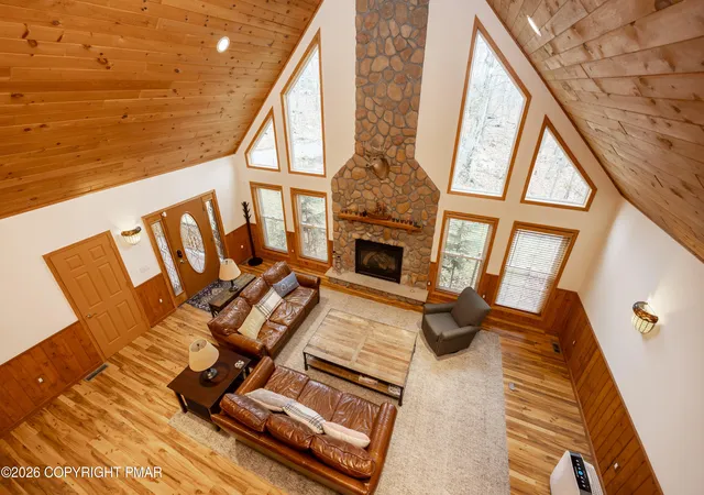 Photo 3 of Single family home for sale at 1212 Acacia Dr, Hawley, PA 18428 | MLS# PM-145631 | Listing updated on 2026-10-19