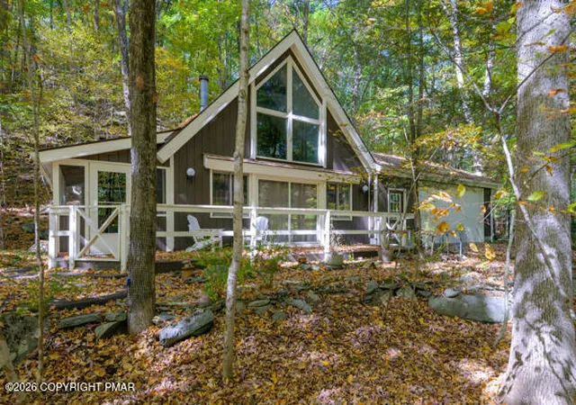 Photo 1 of Sale Pending at 3102 Delaware Cir, Bushkill, PA 18324 | MLS# PM-145654 | Listing updated on 2026-10-21