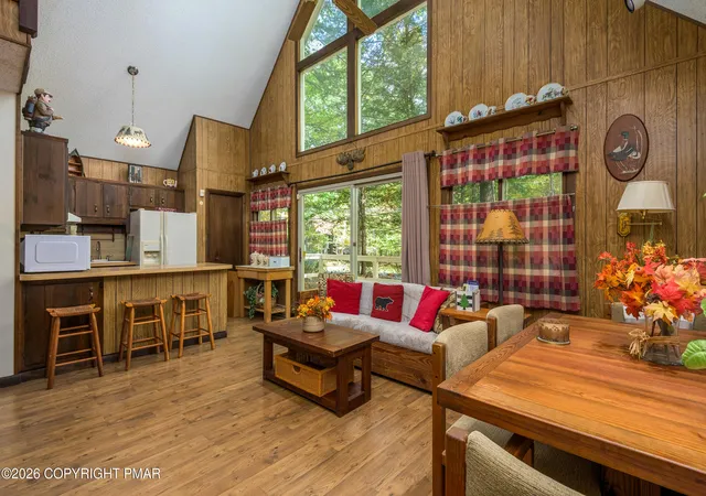 Photo 2 of Sale Pending at 3102 Delaware Cir, Bushkill, PA 18324 | MLS# PM-145654 | Listing updated on 2026-10-21