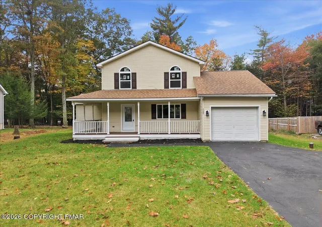 Photo 3 of Single family home for sale at 1131 Thunder Dr, Pocono Summit, PA 18346 | MLS# PM-145646 | Listing updated on 2026-10-21