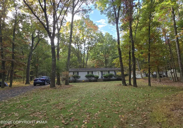 Photo 3 of Manufactured home for sale at 550 Timothy Dr, Effort, PA 18330 | MLS# PM-145662 | Listing updated on 2026-10-21