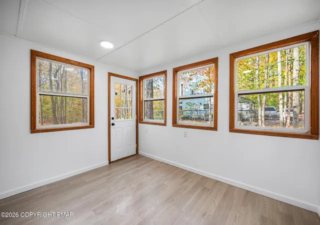 Photo 4 of Single family home for sale at 2219 Maple Leaf Ct, Pocono Lake, PA 18347 | MLS# PM-145665 | Listing updated on 2026-10-20