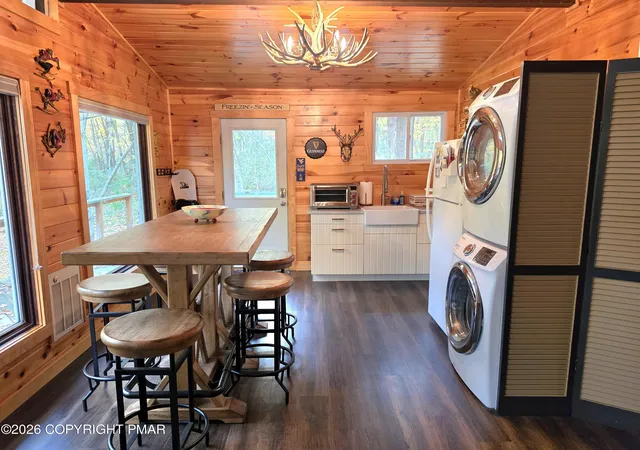 Photo 3 of Sale Pending at 18 Boxwood Cir, Jim Thorpe, PA 18229 | MLS# PM-145706 | Listing updated on 2026-10-28
